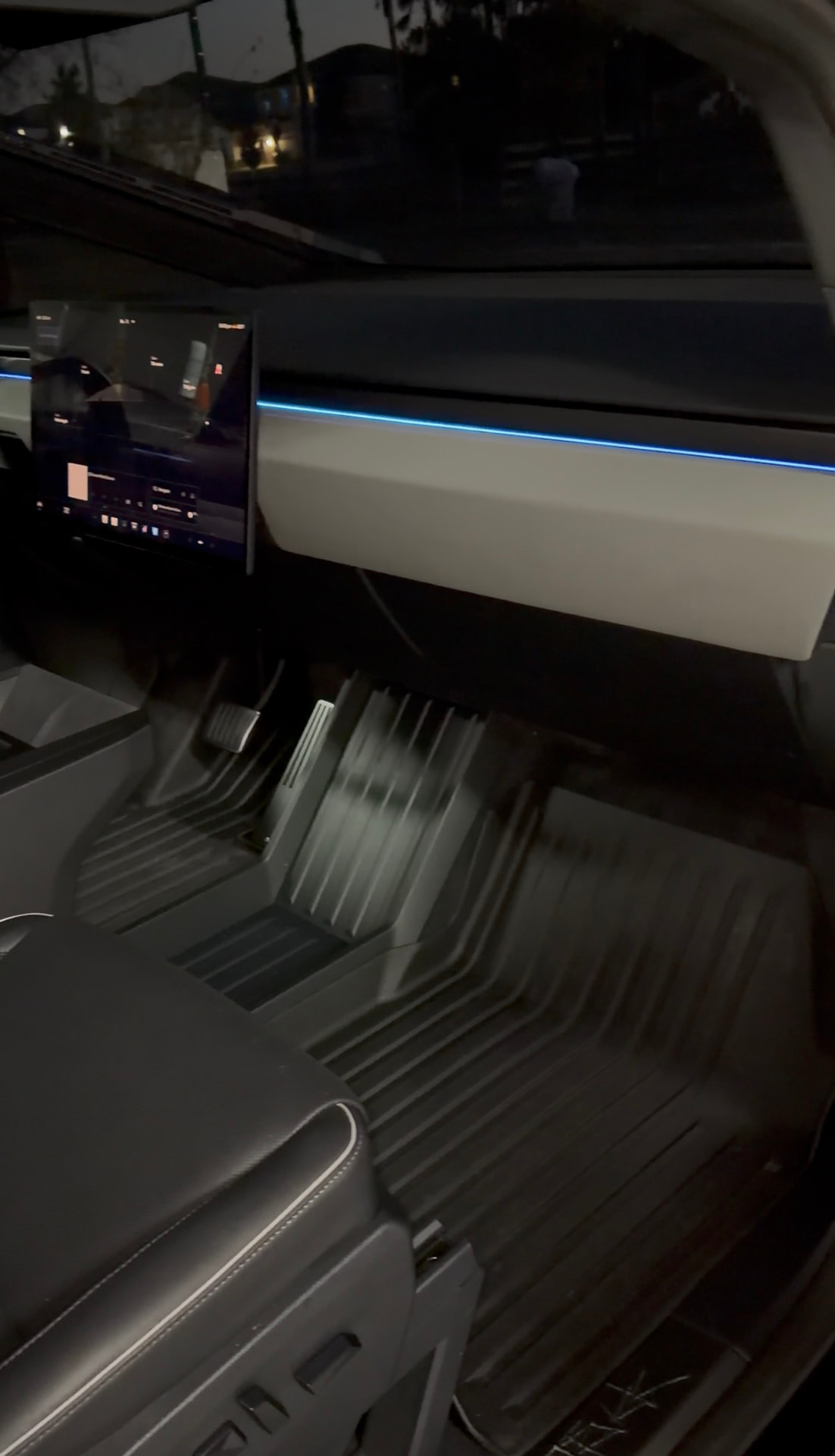 Clean vehicle interior after a basic interior and exterior package